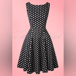 Collectif Hepburn Dress in Black Polka Dot size US 0